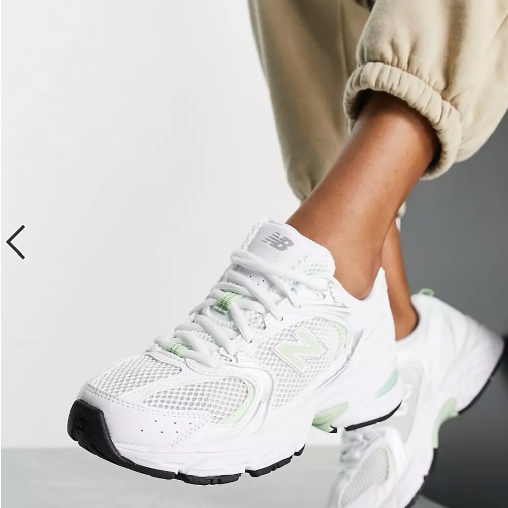 Never Worn New Balance 530s